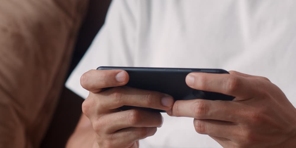 Mobile casino gaming